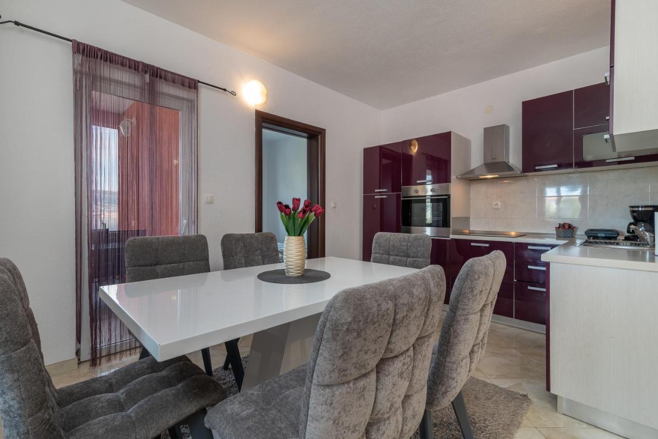 Holiday Villa Nostra Трогір Екстер'єр фото